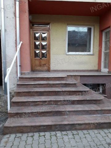 Eladó üzlethelyiség, Szolnokon 39 M Ft / költözzbe.hu