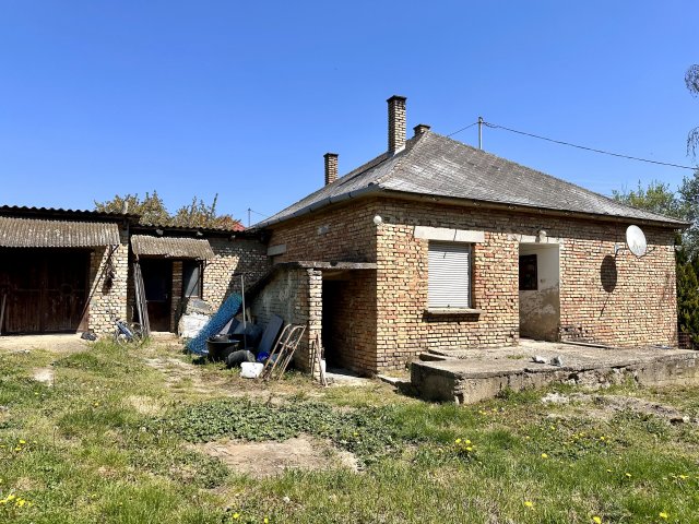 Eladó családi ház, Pakodon 19.9 M Ft, 3 szobás