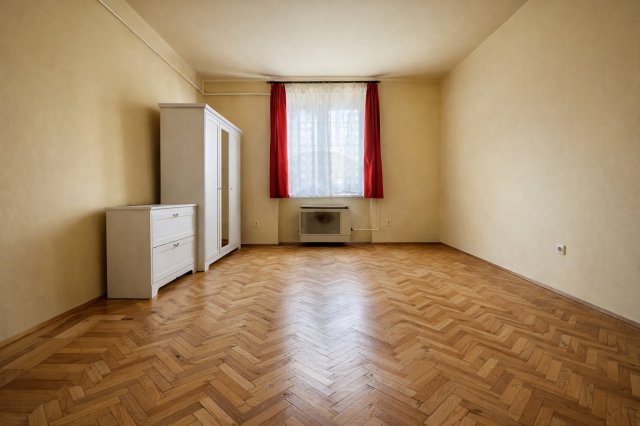 Eladó téglalakás, Budapesten, XIV. kerületben 57 M Ft, 1 szobás