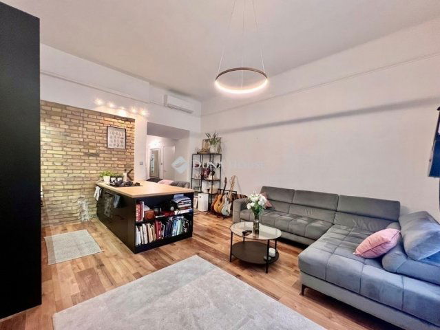 Eladó téglalakás, Budapesten, IX. kerületben 99.95 M Ft