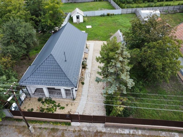 Eladó családi ház, Hevesvezekényen 27.3 M Ft, 1+1 szobás
