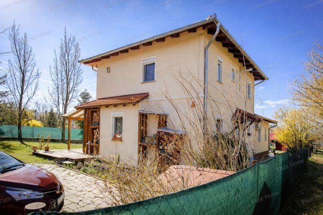 Eladó sorház, Veresegyházon 108.7 M Ft, 5 szobás