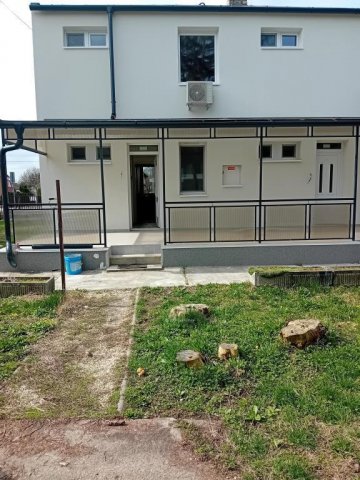 Eladó nyaraló, Hajdúszoboszlón 49.9 M Ft, 3 szobás