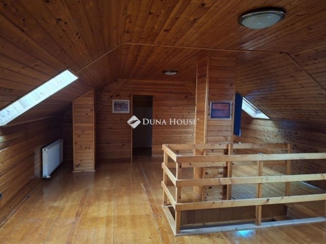 Eladó családi ház, Sülysápon 95.5 M Ft, 5 szobás