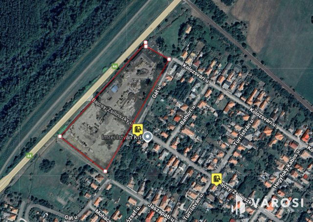 Eladó ipari ingatlan, Kunszentmártonban 198 M Ft