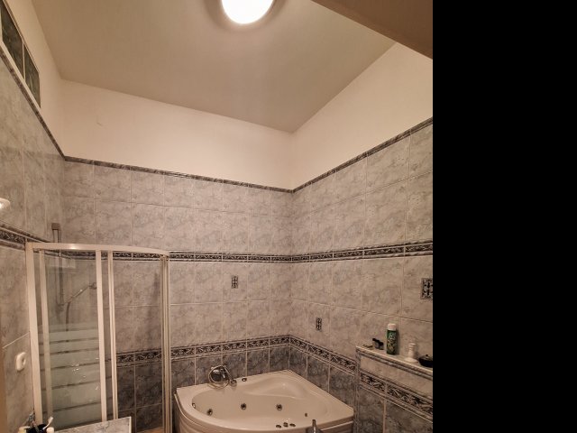 Kiadó téglalakás, albérlet, II. kerületben, Fő utcában