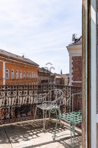 Eladó téglalakás, Budapesten, VII. kerületben, István utcában