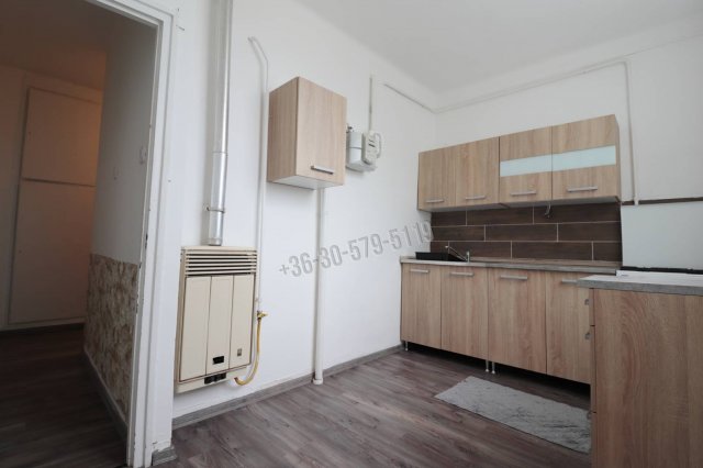 Eladó téglalakás, Orosházán, Bajnok utcában 22 M Ft, 2 szobás