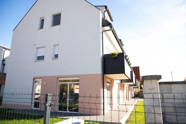 Eladó téglalakás, Sopronban 79.9 M Ft, 3 szobás