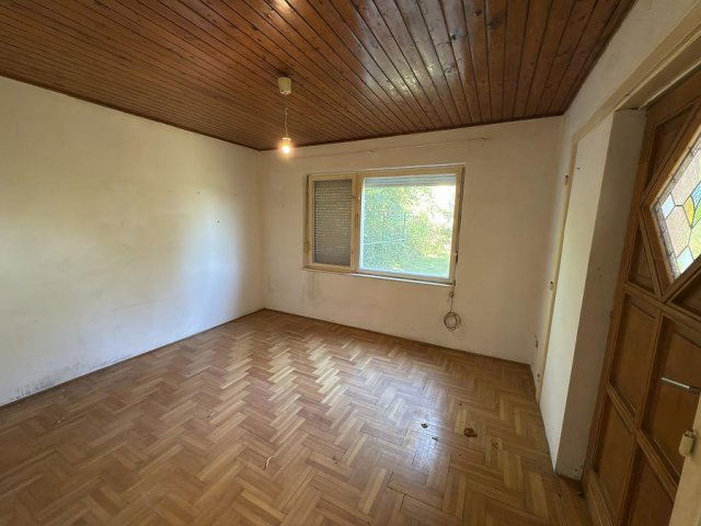 Eladó családi ház, Szentendrén 49.9 M Ft, 2 szobás