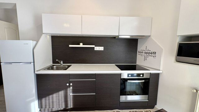 Kiadó téglalakás, albérlet, Debrecenben 250 E Ft / hó, 2 szobás