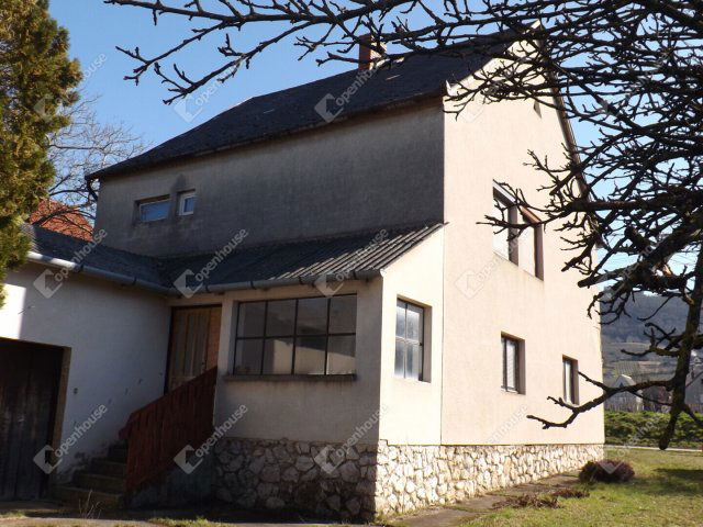 Eladó családi ház, Somlószőlősön 46 M Ft, 4 szobás
