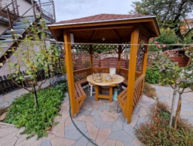 Eladó ikerház, Budapesten, XIV. kerületben 169 M Ft, 3 szobás