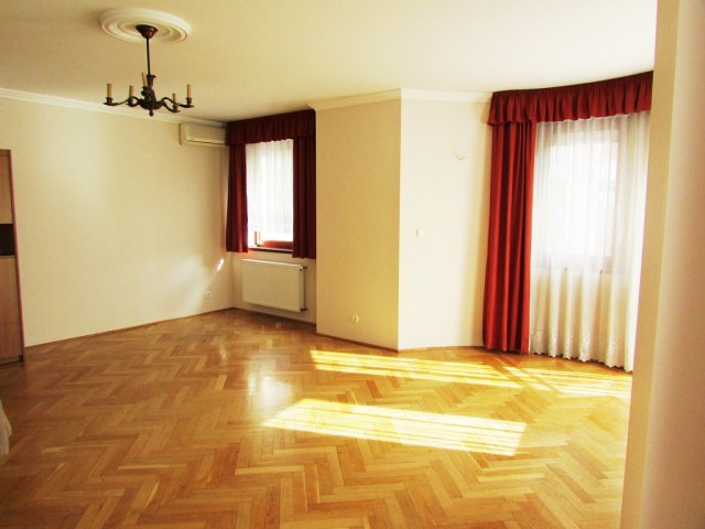 Kiadó téglalakás, albérlet, IV. kerületben, Munkásotthon utcában