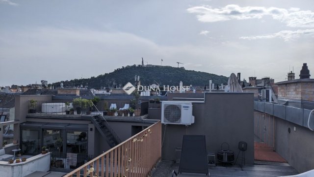 Kiadó téglalakás, albérlet, V. kerületben, Veres Pálné utcában