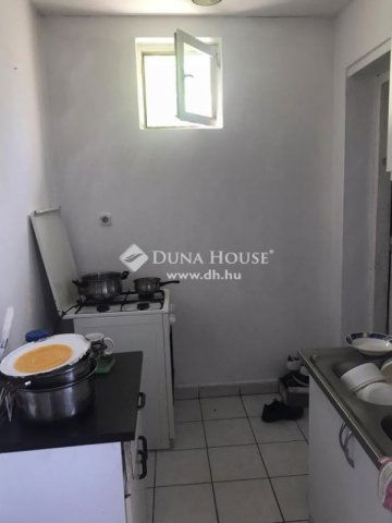 Eladó családi ház, Törtelen 35.9 M Ft, 5 szobás