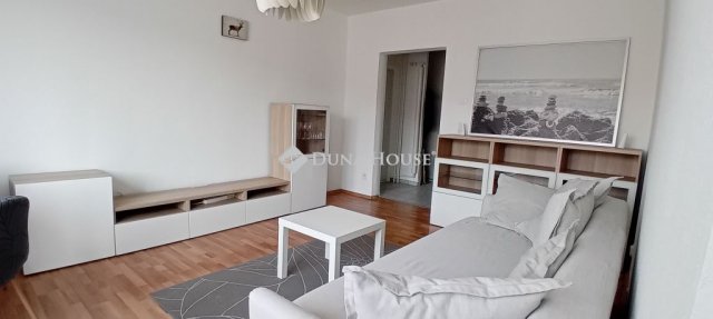 Kiadó panellakás, albérlet, XXII. kerületben, Leányka utcában