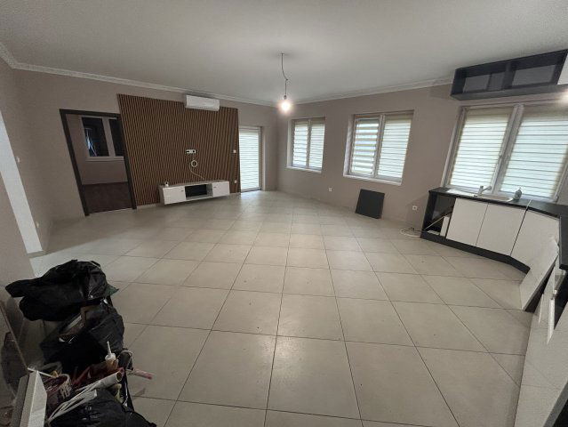 Eladó ikerház, Hajdúsámsonon 87.5 M Ft, 4 szobás