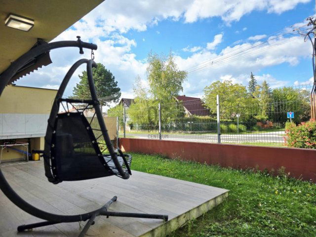 Eladó téglalakás, Zamárdiban 99.5 M Ft, 3 szobás