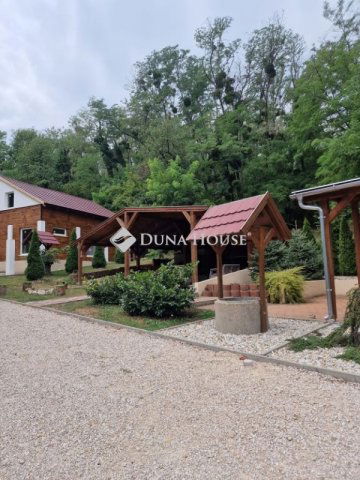 Eladó családi ház, Bakonyszentlászlón 155 M Ft, 5 szobás