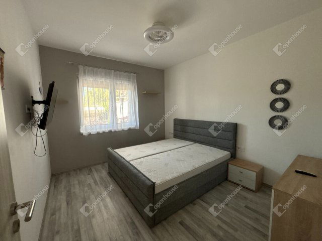 Eladó családi ház, Győrzámolyon 220 M Ft, 4 szobás
