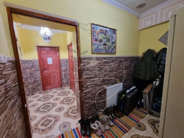 Eladó családi ház, Békésen 27.9 M Ft, 3 szobás