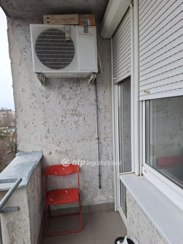 Eladó panellakás, Hajdúböszörményen 39.9 M Ft, 2 szobás