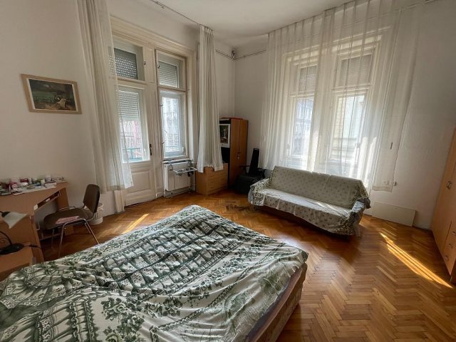 Eladó téglalakás, VII. kerületben, Marek József utcában