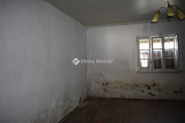 Eladó családi ház, Bőn 10 M Ft, 2 szobás / költözzbe.hu