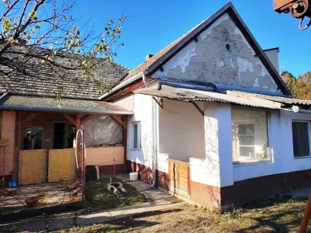 Eladó téglalakás, Dabason 25.9 M Ft, 2+3 szobás