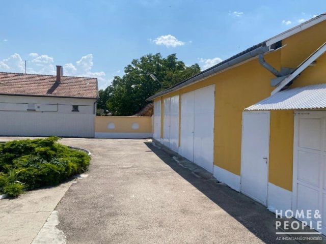 Kiadó ipari ingatlan, Solton 100 E Ft / hó / költözzbe.hu