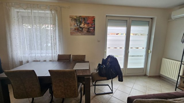 Kiadó téglalakás, albérlet, Debrecenben 250 E Ft / hó, 2 szobás