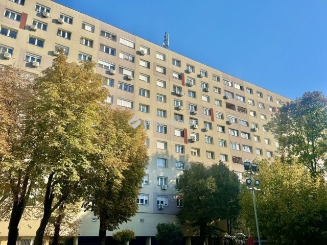 Eladó panellakás, Budapesten, III. kerületben 68.9 M Ft, 2 szobás