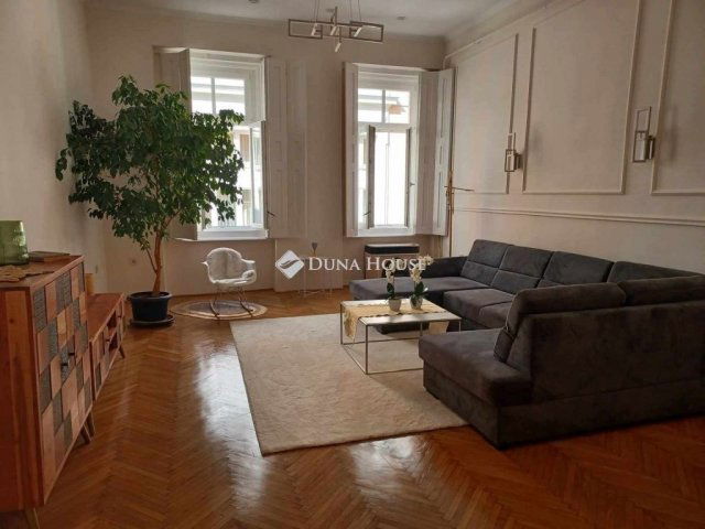 Eladó téglalakás, Budapesten, VII. kerületben 90 M Ft, 2 szobás