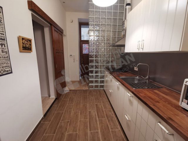 Kiadó téglalakás, albérlet, Budapesten, V. kerületben