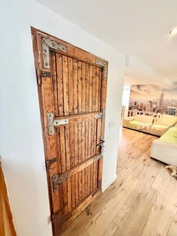 Eladó családi ház, Pécsett 104.9 M Ft, 4 szobás