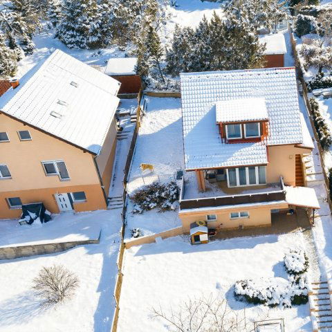 Eladó családi ház, Leányfaluban 169.9 M Ft, 4+1 szobás