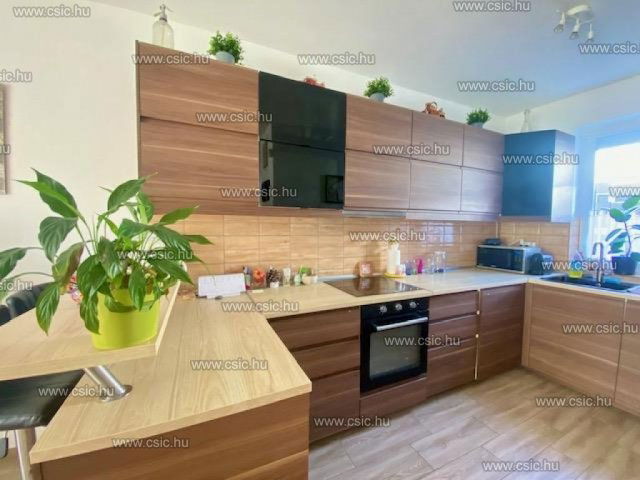 Eladó sorház, Fóton 119.9 M Ft, 4 szobás / költözzbe.hu