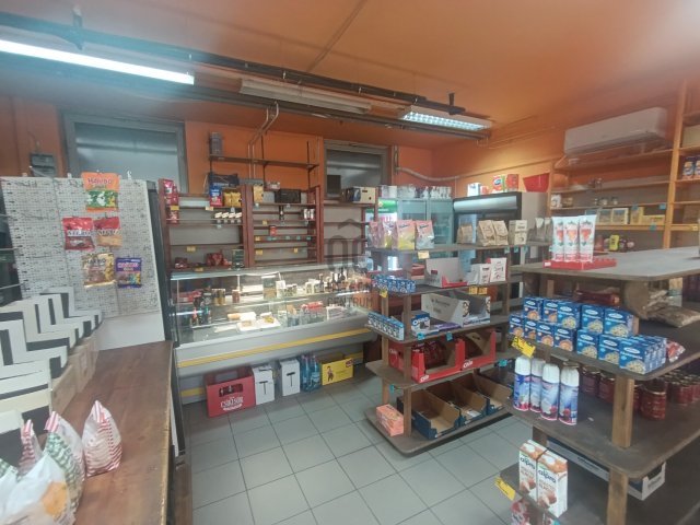 Eladó üzlethelyiség, Budapesten, II. kerületben 80 M Ft