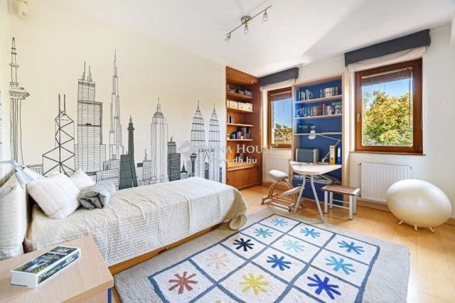 Eladó családi ház, Budapesten, XII. kerületben 730 M Ft