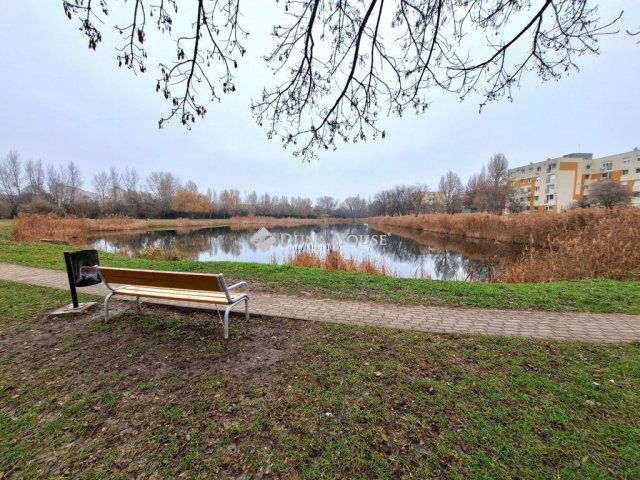 Eladó panellakás, Győrött 47.9 M Ft, 2 szobás