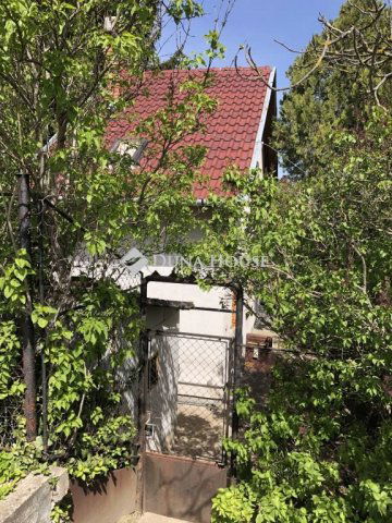 Eladó családi ház, Diósdon, Szabadság úton 16 M Ft, 2 szobás