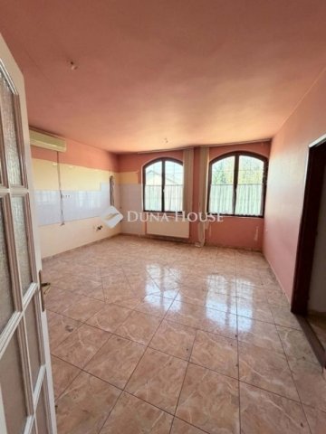 Eladó családi ház, Monoron 94 M Ft, 5 szobás