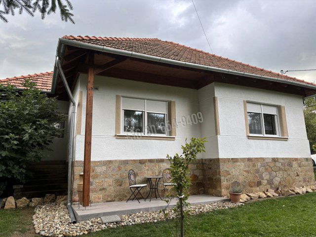 Eladó családi ház, Alsópetényen 74.9 M Ft, 3+1 szobás