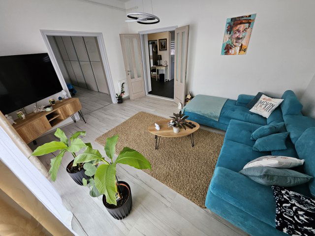 Eladó ikerház, Szegeden 103.9 M Ft, 3 szobás