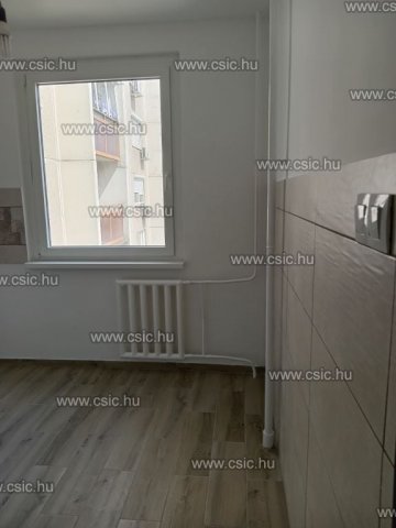 Eladó téglalakás, Budapesten, IV. kerületben 69.9 M Ft, 2 szobás