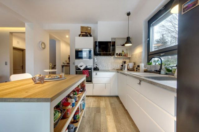 Eladó családi ház, Telkin 179.445 M Ft, 4 szobás