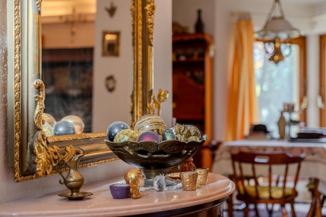 Eladó családi ház, Szentendrén 149.9 M Ft, 5 szobás