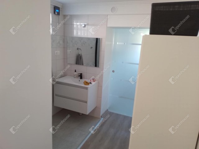 Eladó családi ház, Szabadkígyóson 45 M Ft, 5 szobás