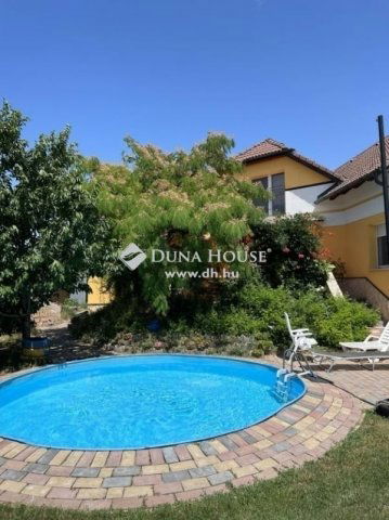 Eladó téglalakás, Halásztelken 99.9 M Ft, 3 szobás